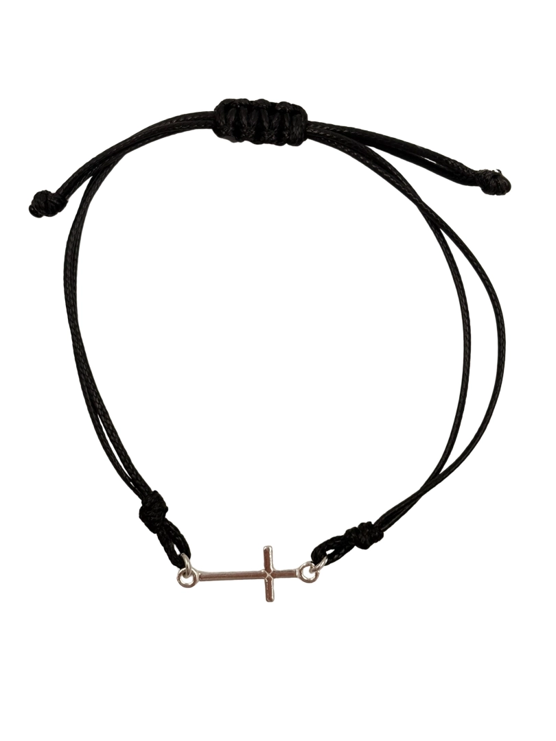Bransoletka z krzyżykiem srebrnym na sznurku - czarna
