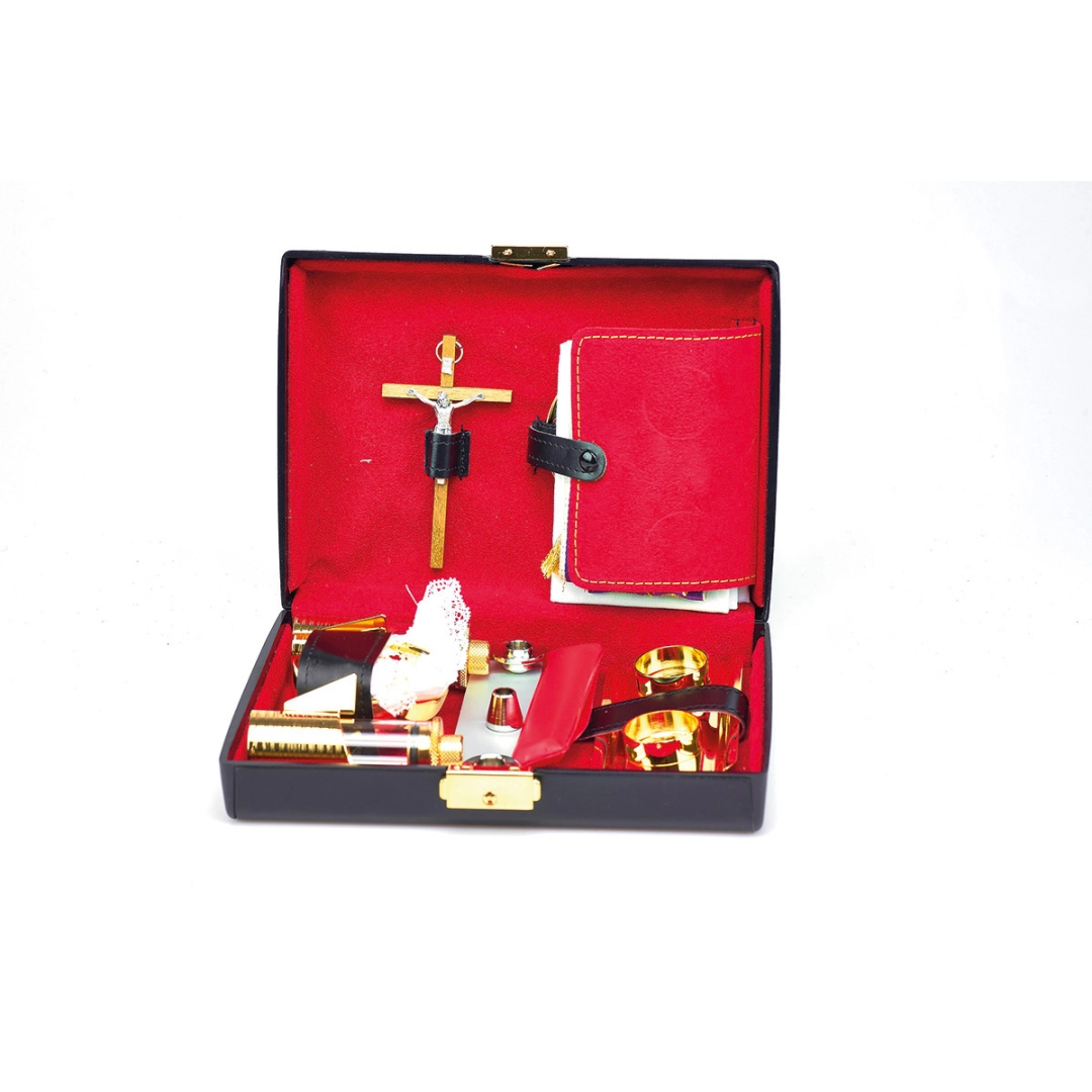 Walizka Bursa z wyposażeniem liturgicznym 912 ALM
